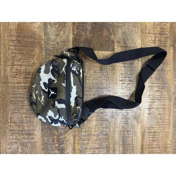 Jordan Camouflage Crossbody Bag with Cordura Fabric - Picture 1 of 4